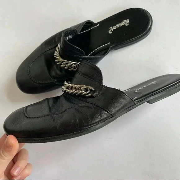 Rocco P Mules Black Leather Silver Chain Slip On Flats Womens Shoes 37.5 US 6.5 - Picture 5 of 6